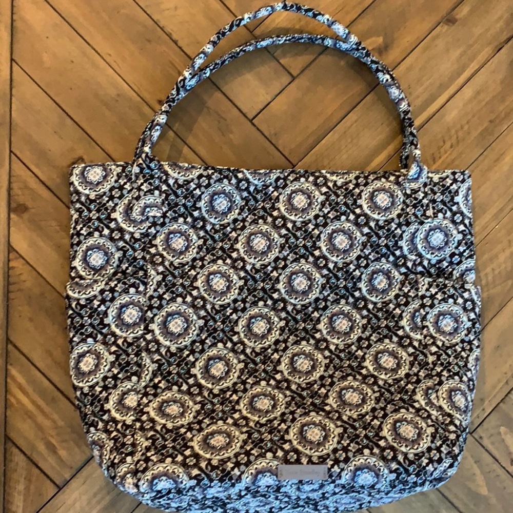 Vera Bradley tote!